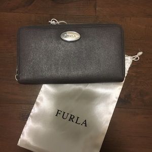 Furla Continental Zip Wallet